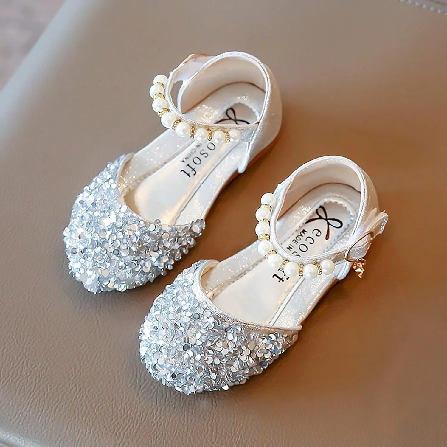 Baby Princess Sandals 2024 Fashion Shoes Bowknot Kids Shoes Single Baby Girls Bling Sandals Crystal Pearl Sandals