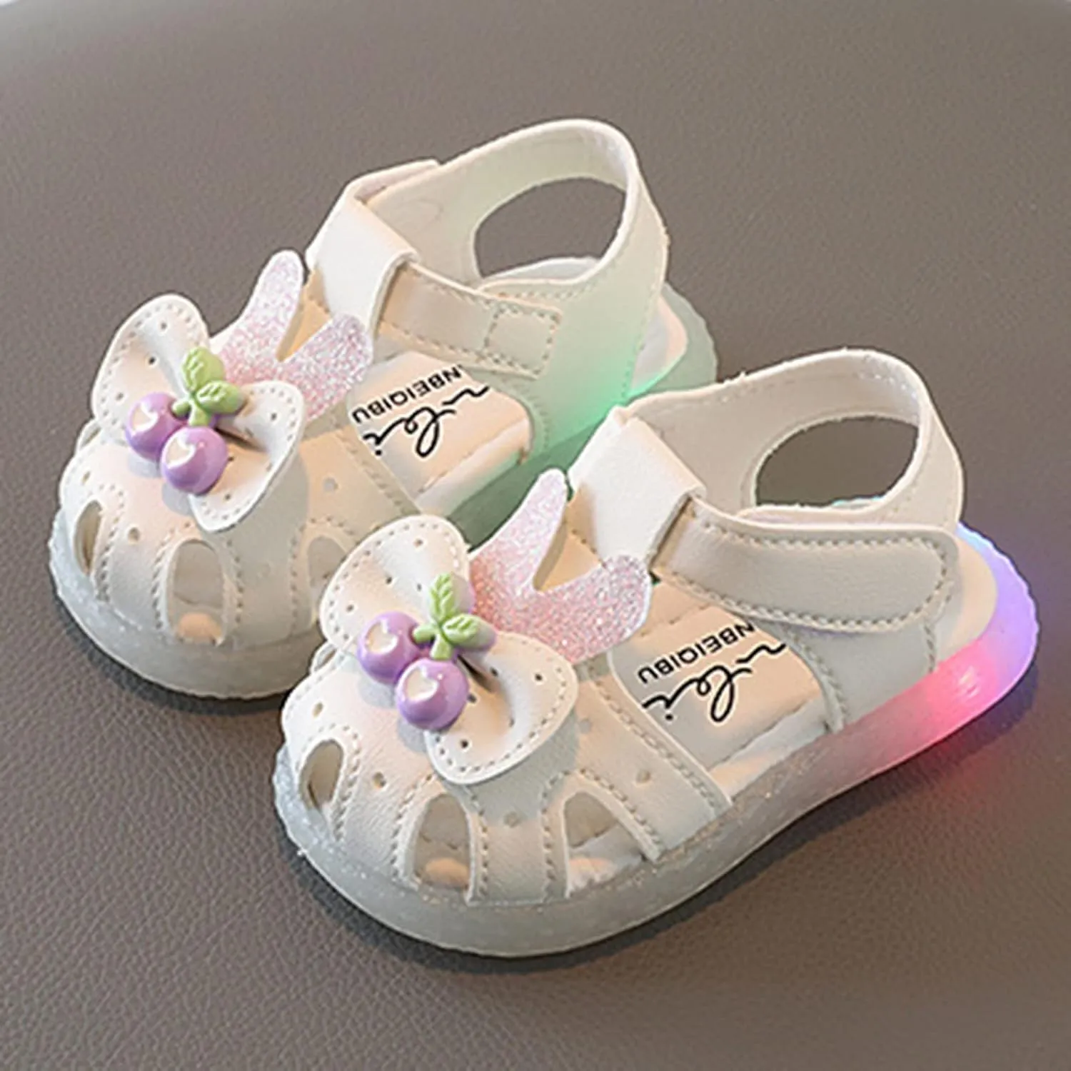 Children Shoes Flat Comfortable Soft Sandals Soft Sole Toddler Shoes Baotou Princess Light Kids Water