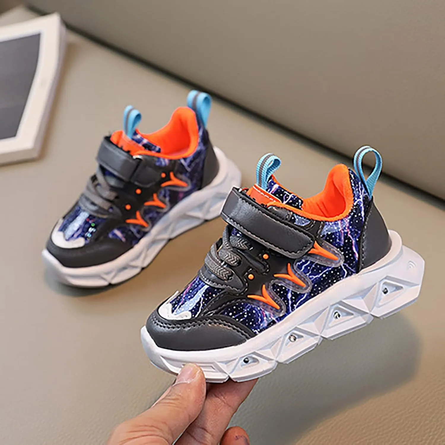 Children's Sneakers LED Charged Breathable Soft Sole Strap Collision Color for 1 to 6 Years Slip on Shoes for Kids