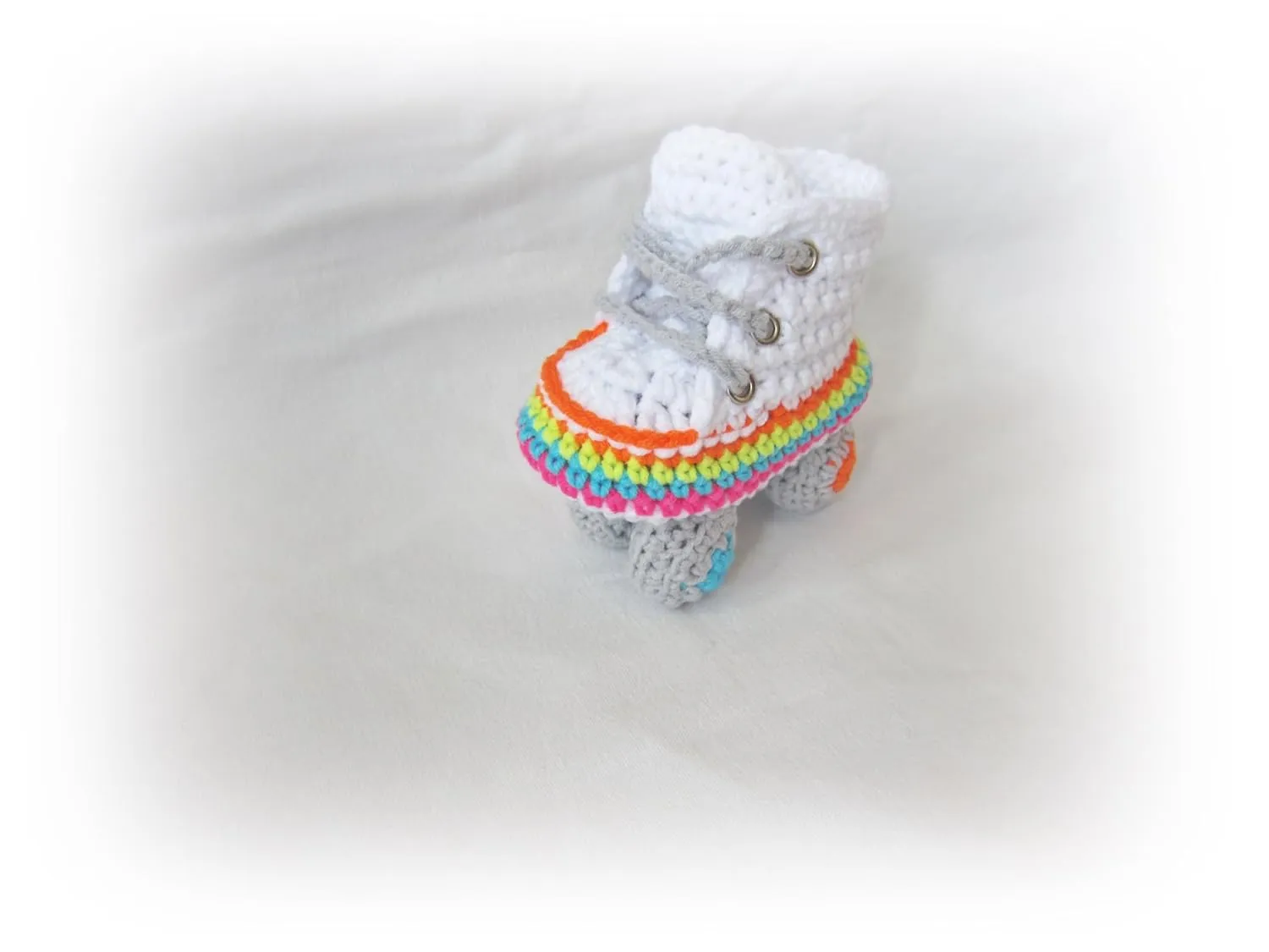 Crochet Baby Roller Shoes, Newborn Sport Shoes, Baby Shower Gift, Baby Booties (0-3 months)