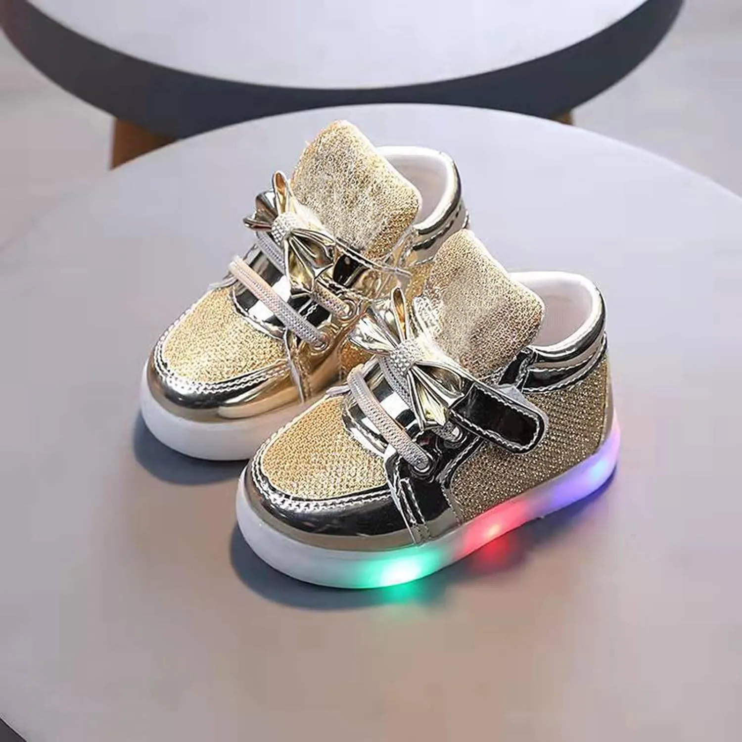 Fashion Toddler LED Light Shoes Boys Girls Bow Glitter Sequins Light Up Sneakers Kids Casual Soft Sole Shiny Shoes