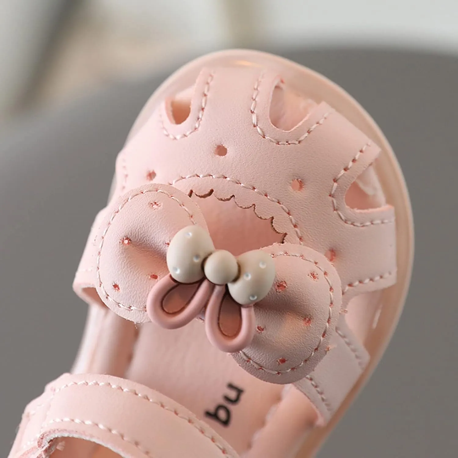 GirlsSandals Summer Baby Princess Shoes Soft Sole Baotou Anti Slip Children Walking Shoes Kids Athletic Slides