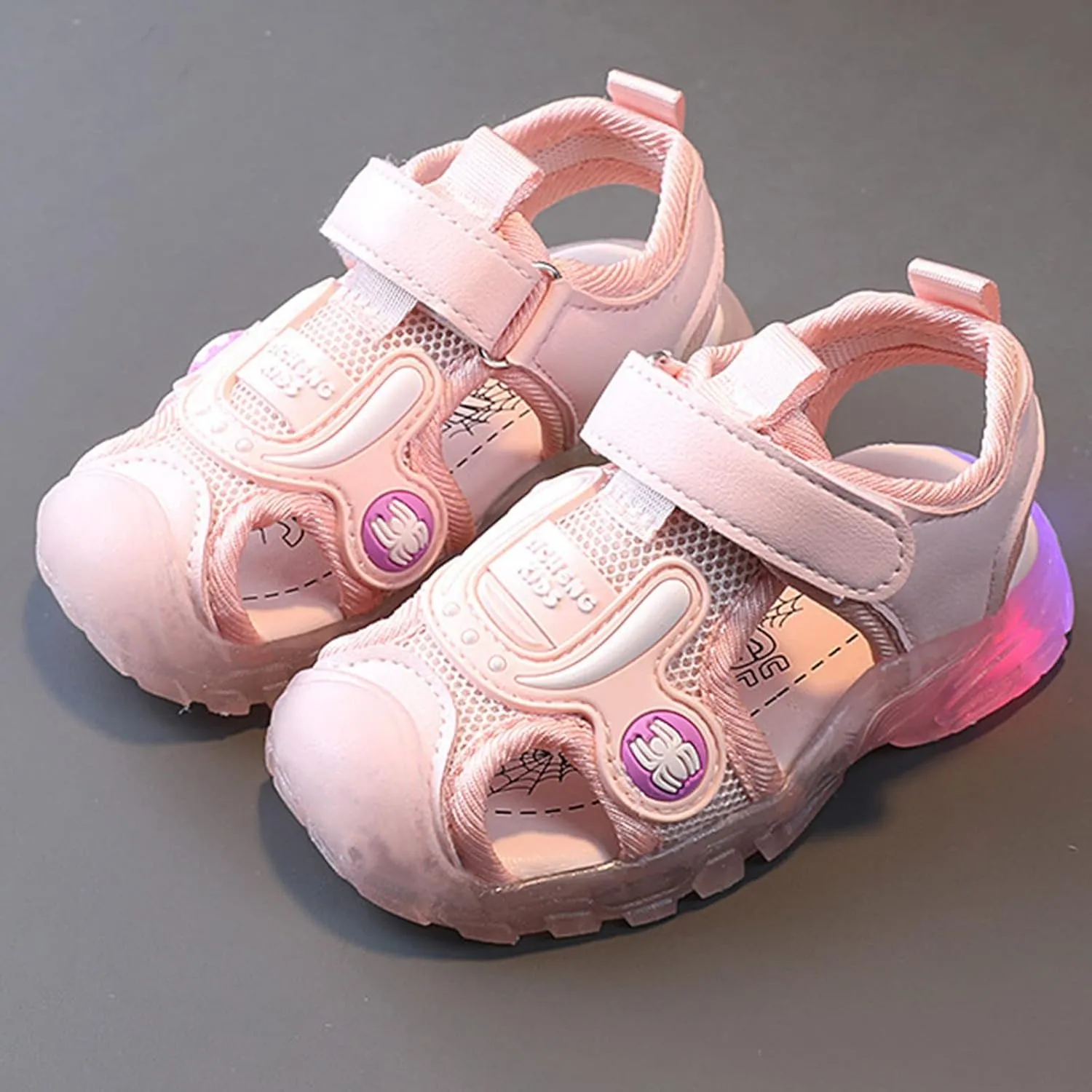 Kids Home Shoes Fashion Light On LED Baby Shoes Casual Children Shoes Girls Sandals Soft Sole Kids Beach Shoes