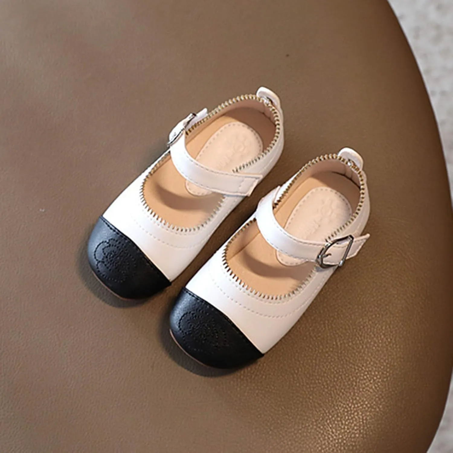 Kids Sandals Girls Sandals Summer For Children Wearing Beach Shoes Pearl Soft Sole Casual Closed Toe Dress Shoe