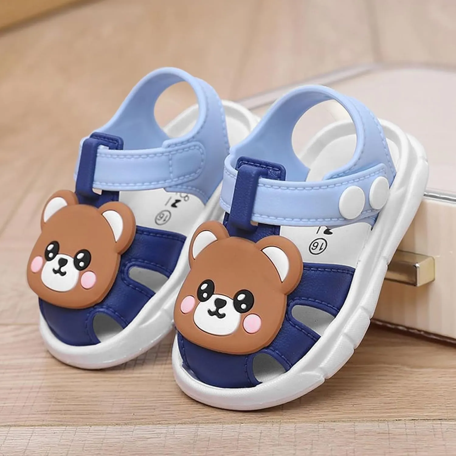 Toddler Boys Girls Squeaky Sandals Summer Cute Bear Crib Sandal Closed-Toe Non-Slip Soft Sole Shoes Infant First Walker Shoes