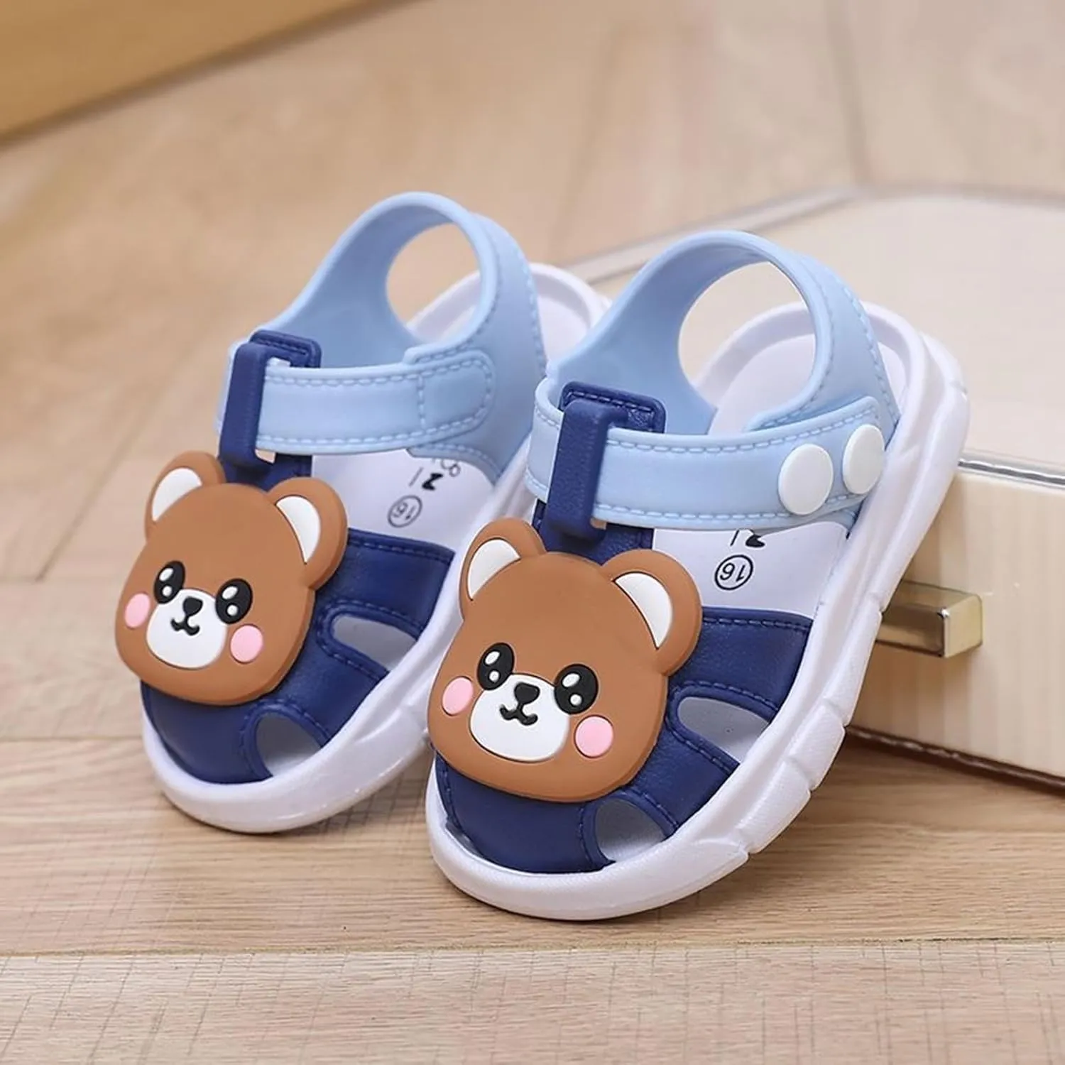 Toddler Boys Girls Squeaky Sandals Summer Cute Bear Crib Sandal Closed-Toe Non-Slip Soft Sole Shoes Infant First Walker Shoes