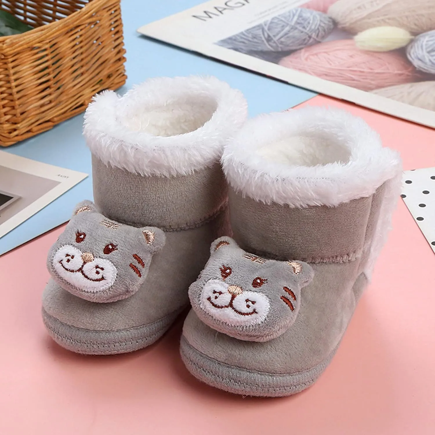 Toddler Girl Shoes Baby Boots Toddler Shoes Warm Booties Shoes Fashion Printing Non Slip Breathable Sneaker Slippers