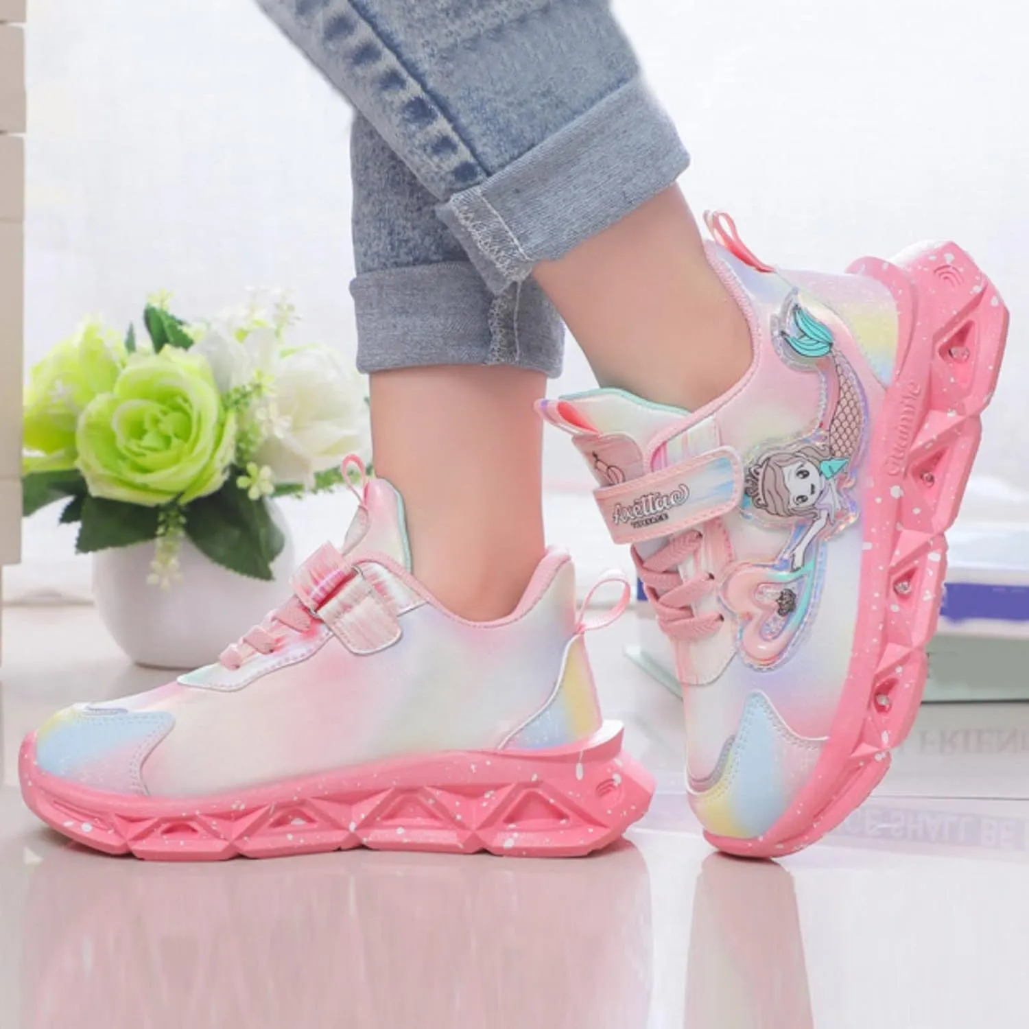 Toddler Girl Shoes, Kids Boys Girls Fashion LED Lights UP Sneaker Soft Sole Non Slip Sports Shoes Toddler Shoes